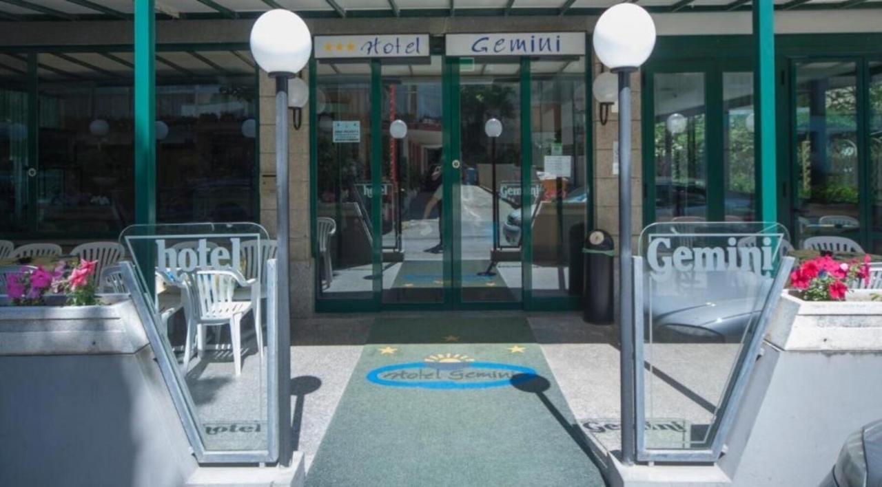 Hotel Gemini Ріміні Екстер'єр фото