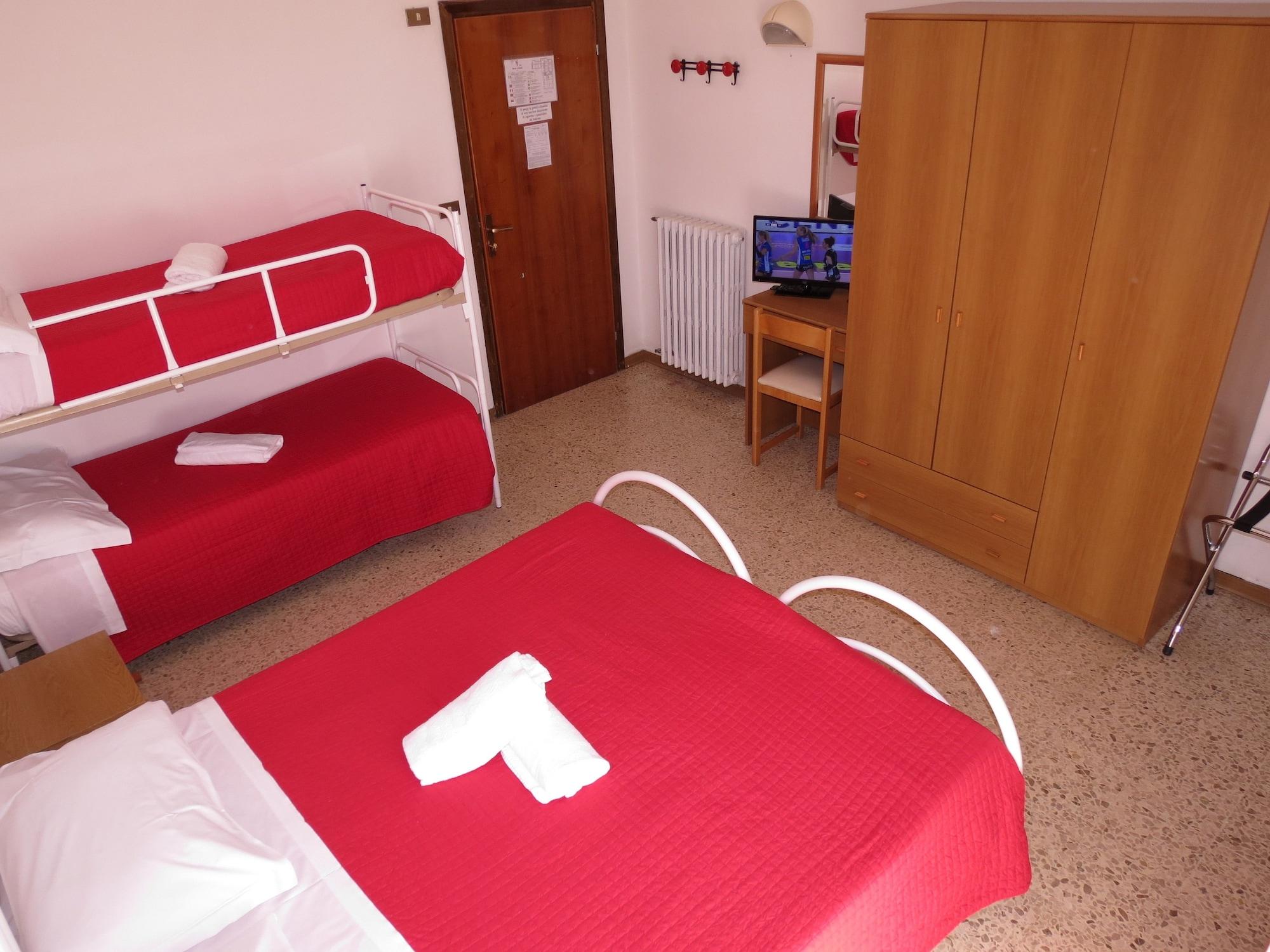 Hotel Gemini Ріміні Екстер'єр фото